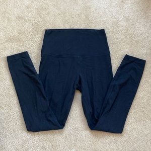 Lululemon Aligns 25”